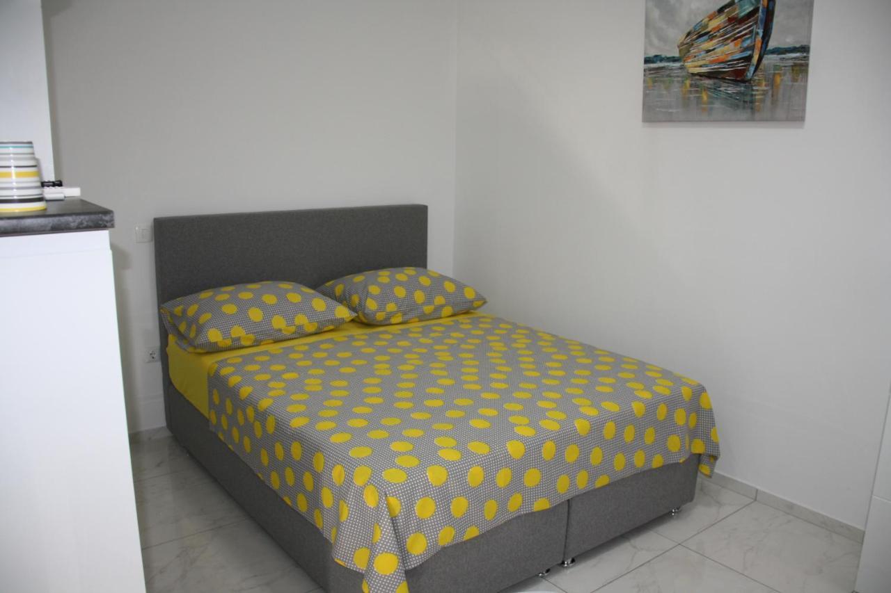 Lea Apartment ชิเบนิก ภายนอก รูปภาพ